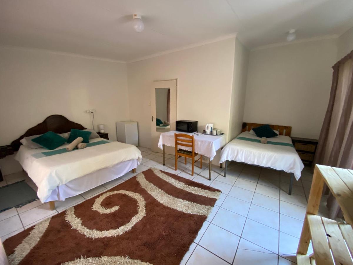 El-Kole Bed And Breakfast Цумеб Екстер'єр фото
