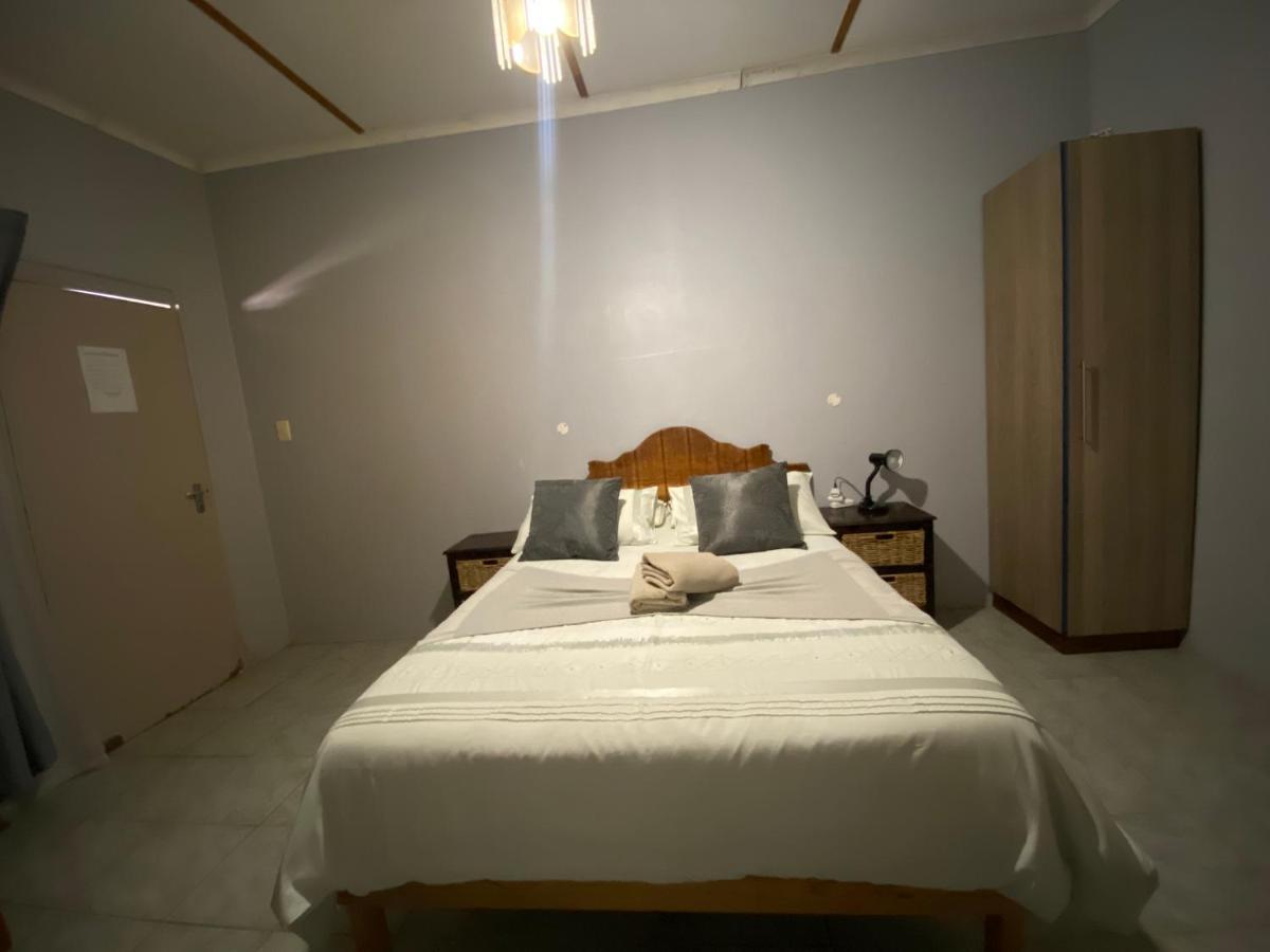 El-Kole Bed And Breakfast Цумеб Екстер'єр фото
